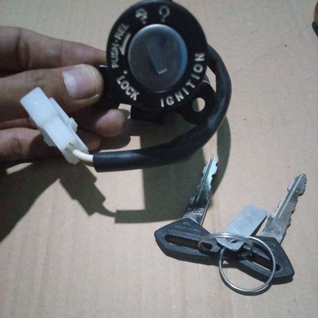 kunci kontak Only Yamaha RX KING NEW TAHUN 2002/2008 ORIGINAL UNO MINDA SUKU CADANG ASLI YAMAHA