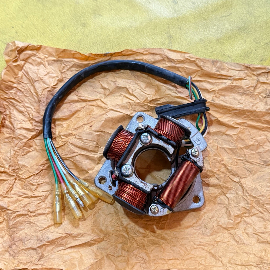 spul spol stator Assy Honda GL100 GL125 CDI original NOS ND