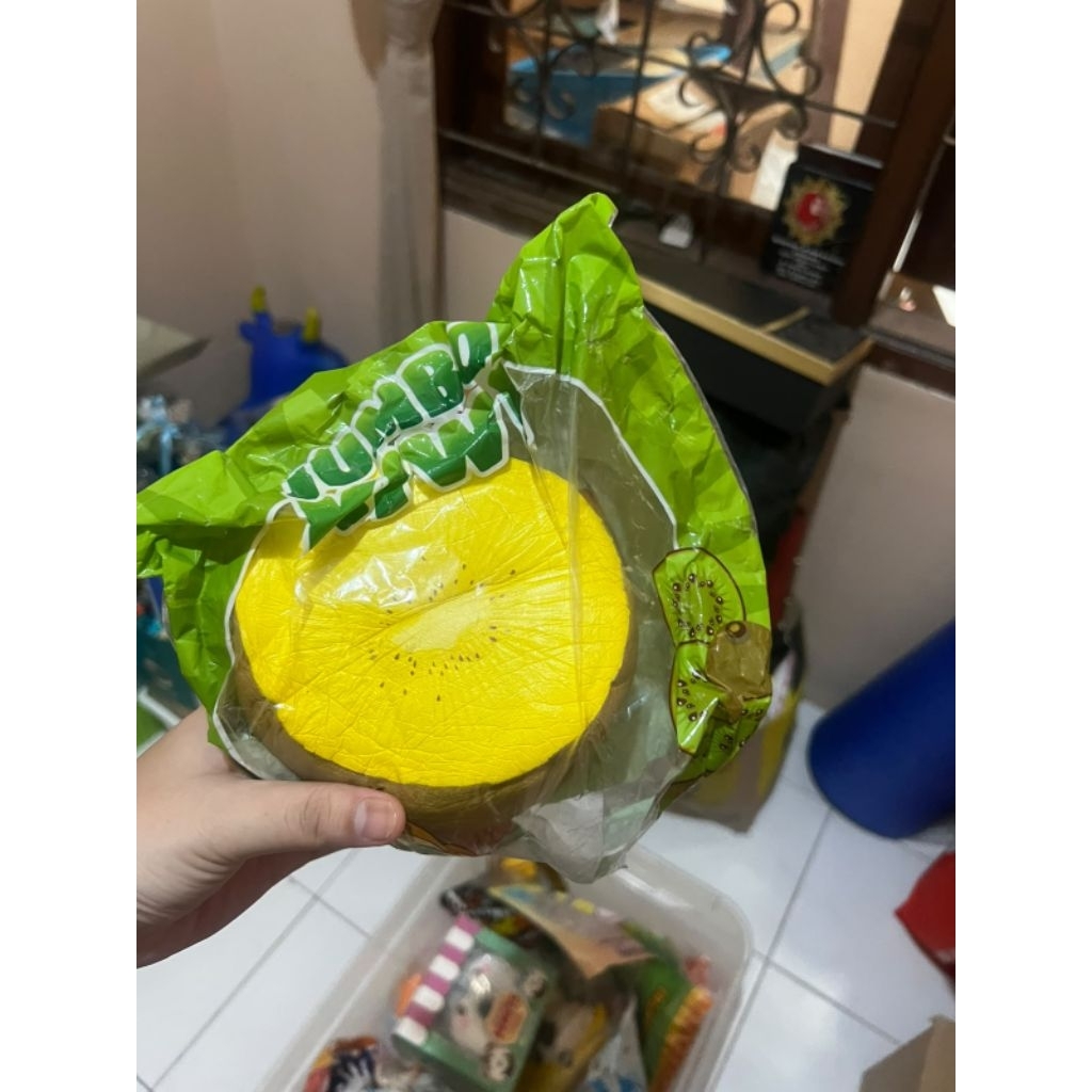 Punimaru Jumbo Kiwi Squishy