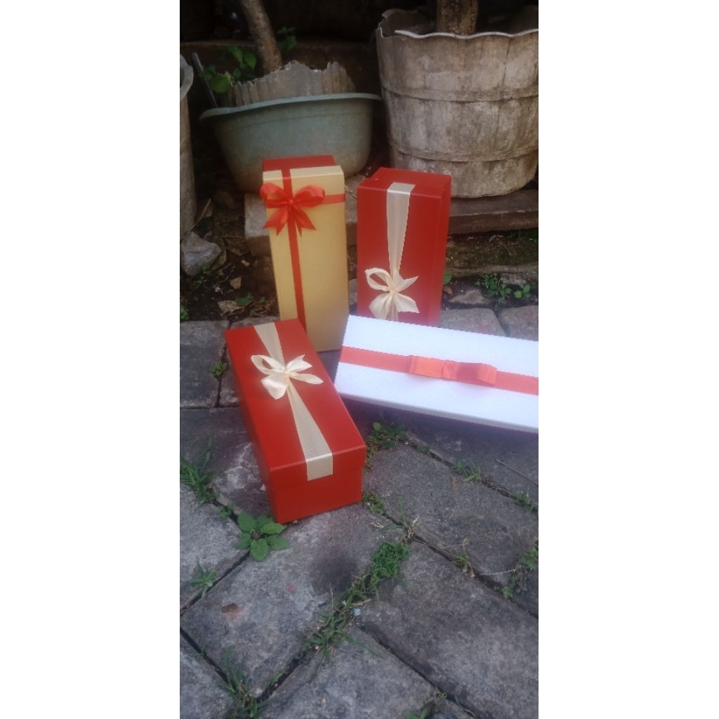 Kotak Kado 25x8x8 cm Hardbox tebal