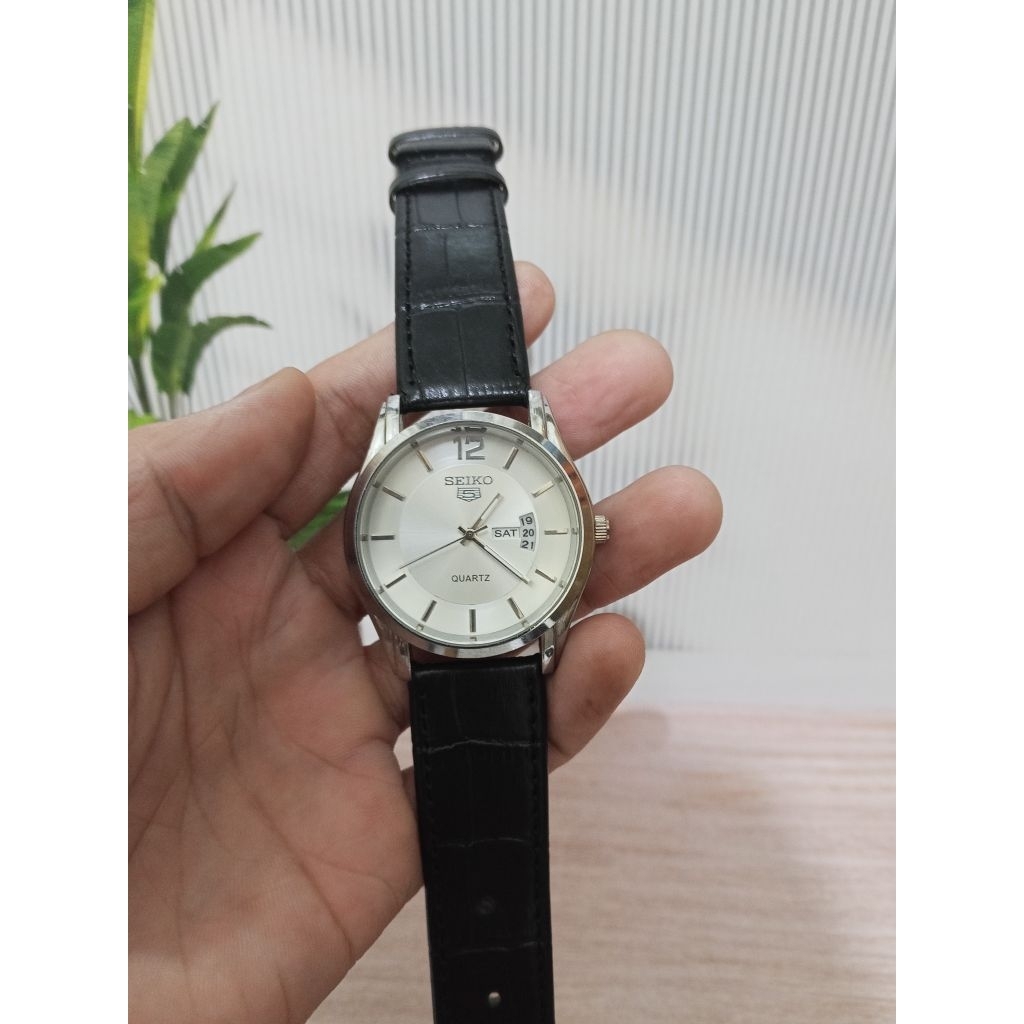 Jam Tangan Fashion Automatic Vintage Model Seiko 5 Silver Dial Day Date Transparan Backcase