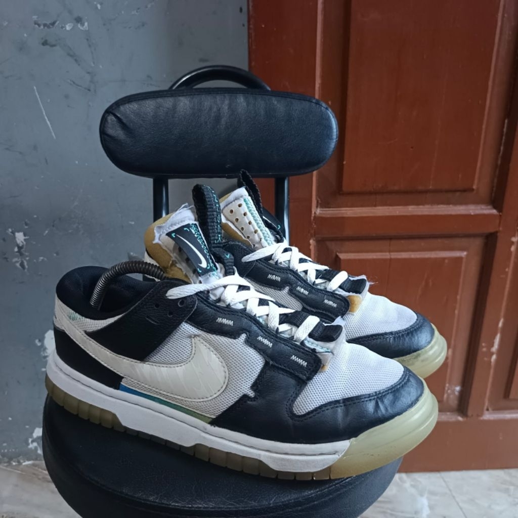 NIKE Sepatu Second LEGIT Size 44 Insole 28 cm Kondisi Terbaik