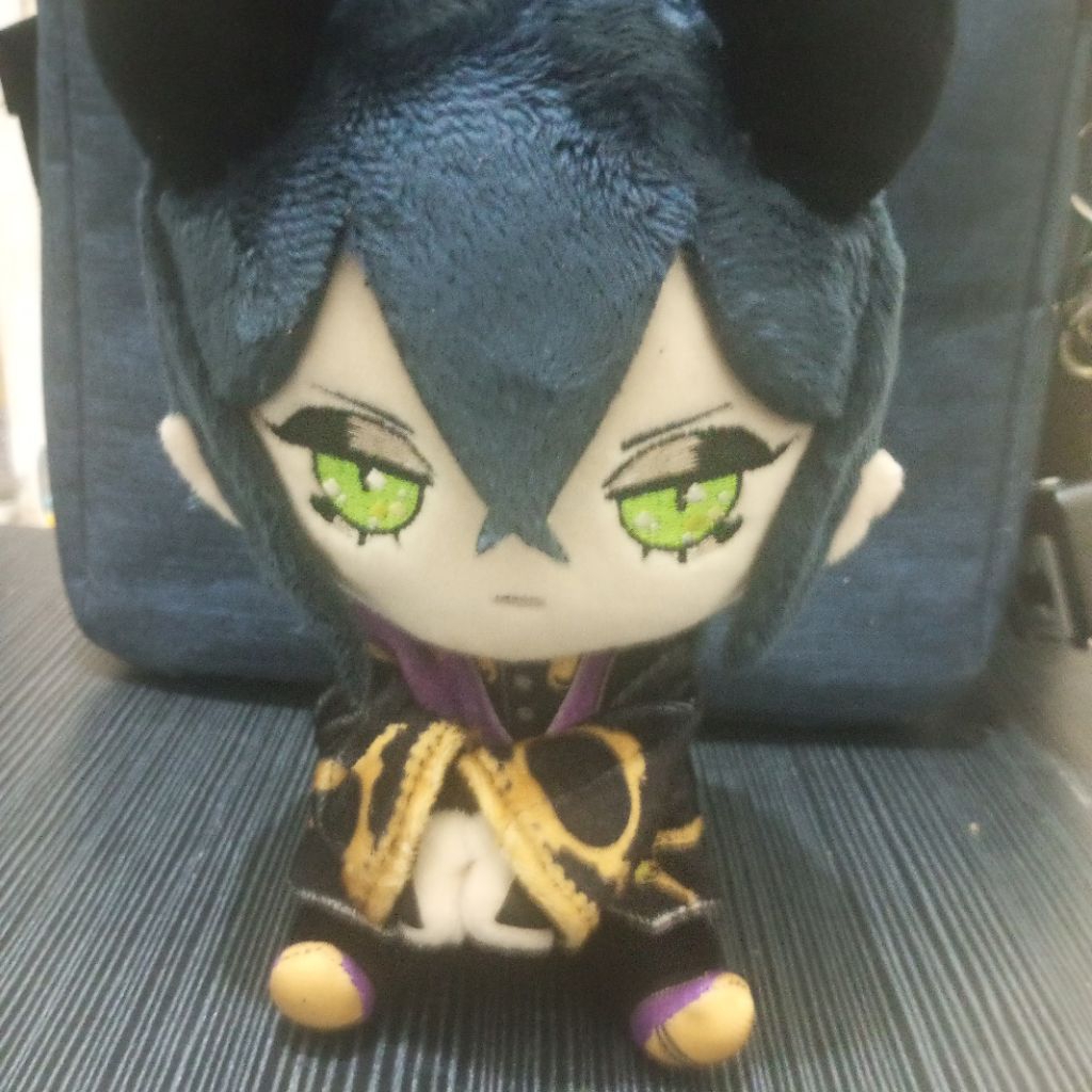 cotteto malleus draconia - twisted wonderland plush