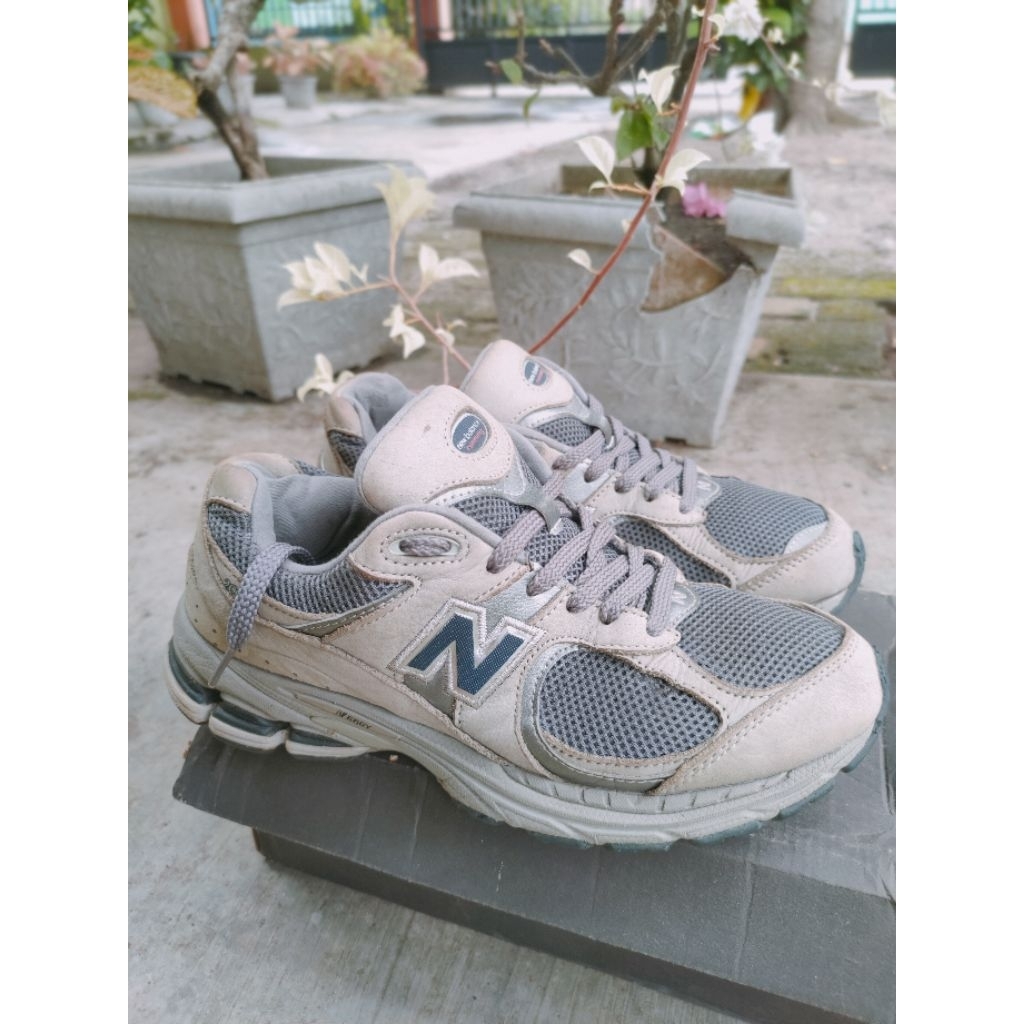 NB 2002R grey original 41.5