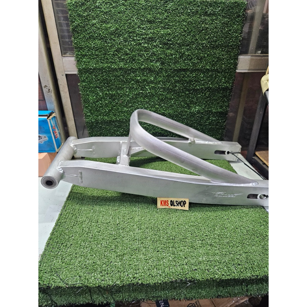 Swing Arm Arem Lengan Ayun VRossi V Rossi Honda CBR 150 CB 150R lama old / new