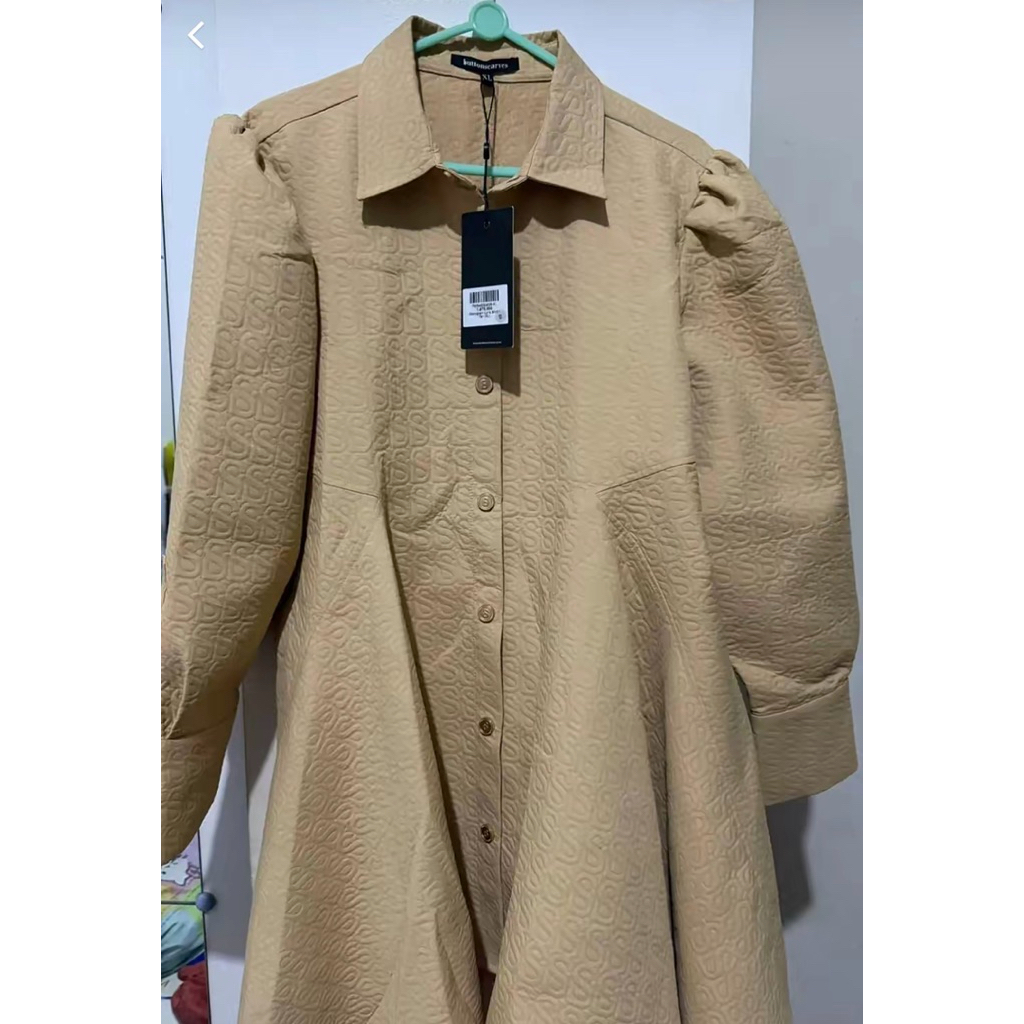 preloved luna shirt tan monogram buttonscarves size xl