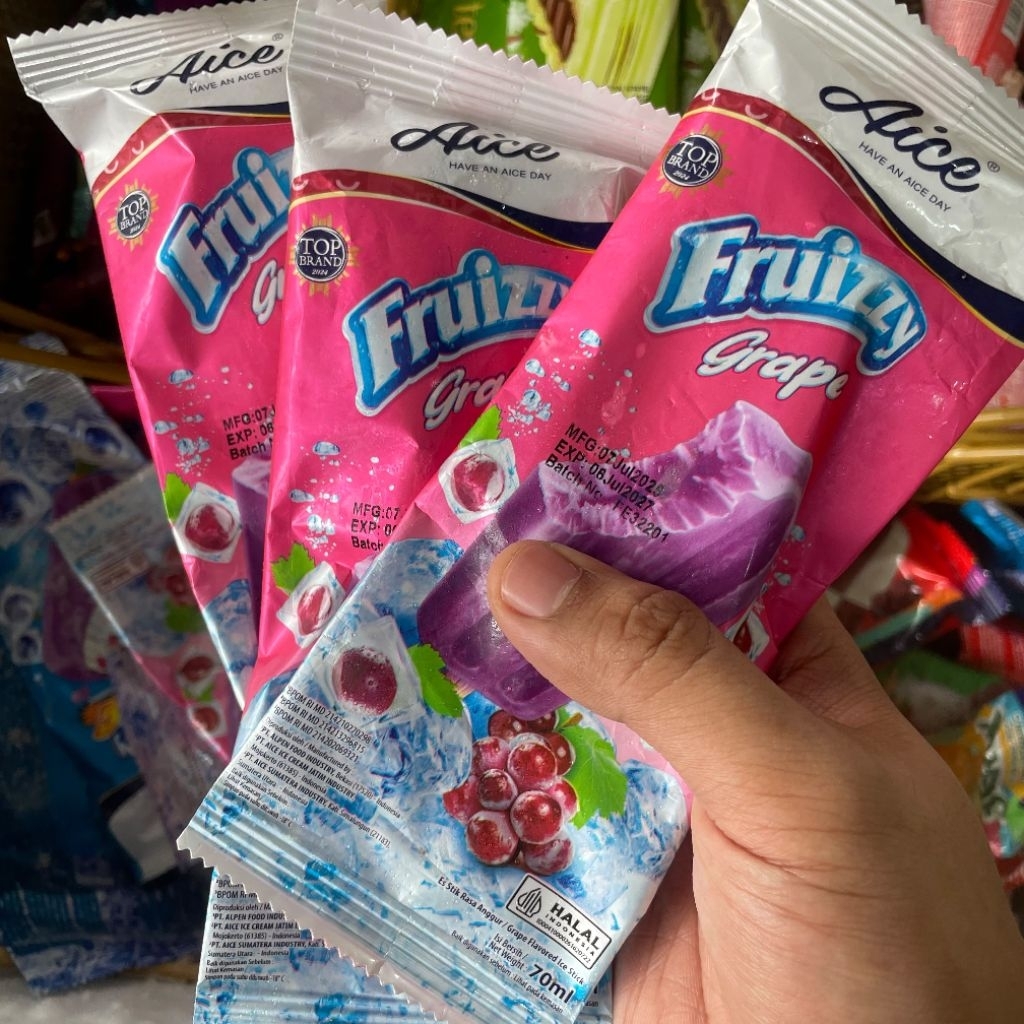 Aice Fruizzy Grape (anggur)