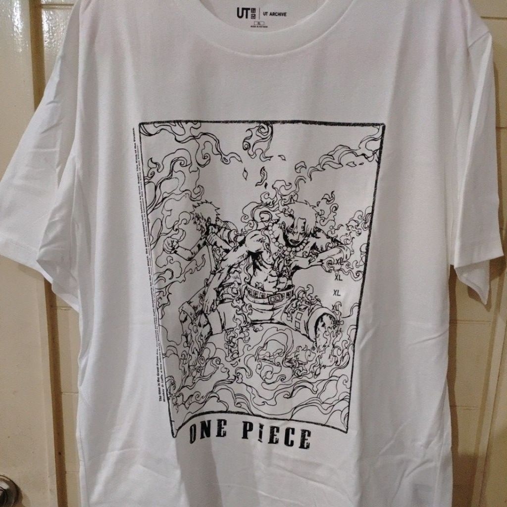 UNIQLO UT X ONE PIECE