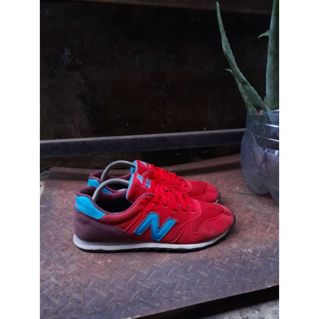 new balance 373 sizs 42