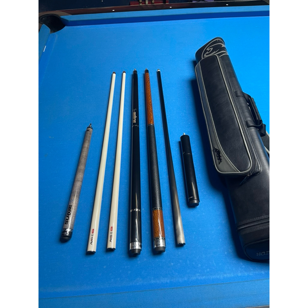 stik billiard merk cuetec avid