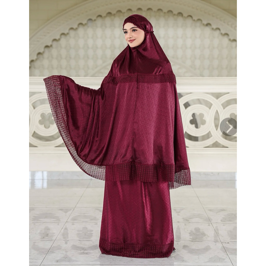 PRELOVED BUTTONSCARVES Lavish Tapis Prayer Robe (mukenah) / Claudia Monogram Pleated Dress