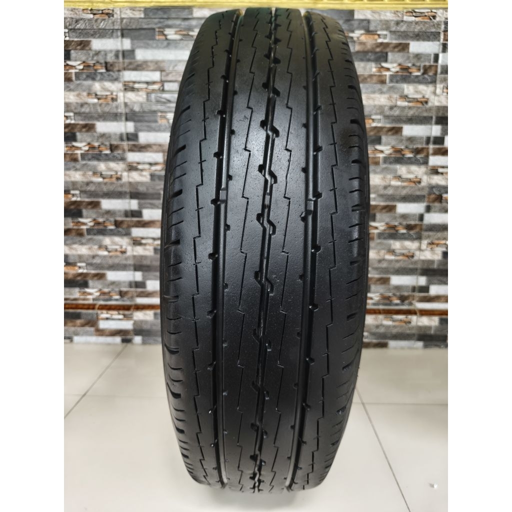 Toyo H07 195R15c 8 PR