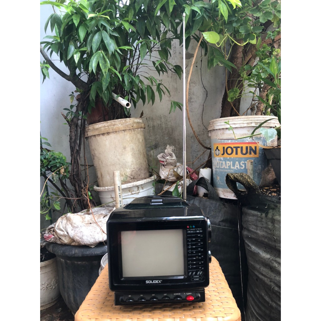 TV Tabung retro SOLIDEX SW-5500R TOKYO JAPAN Colour mini Portable jadul antik