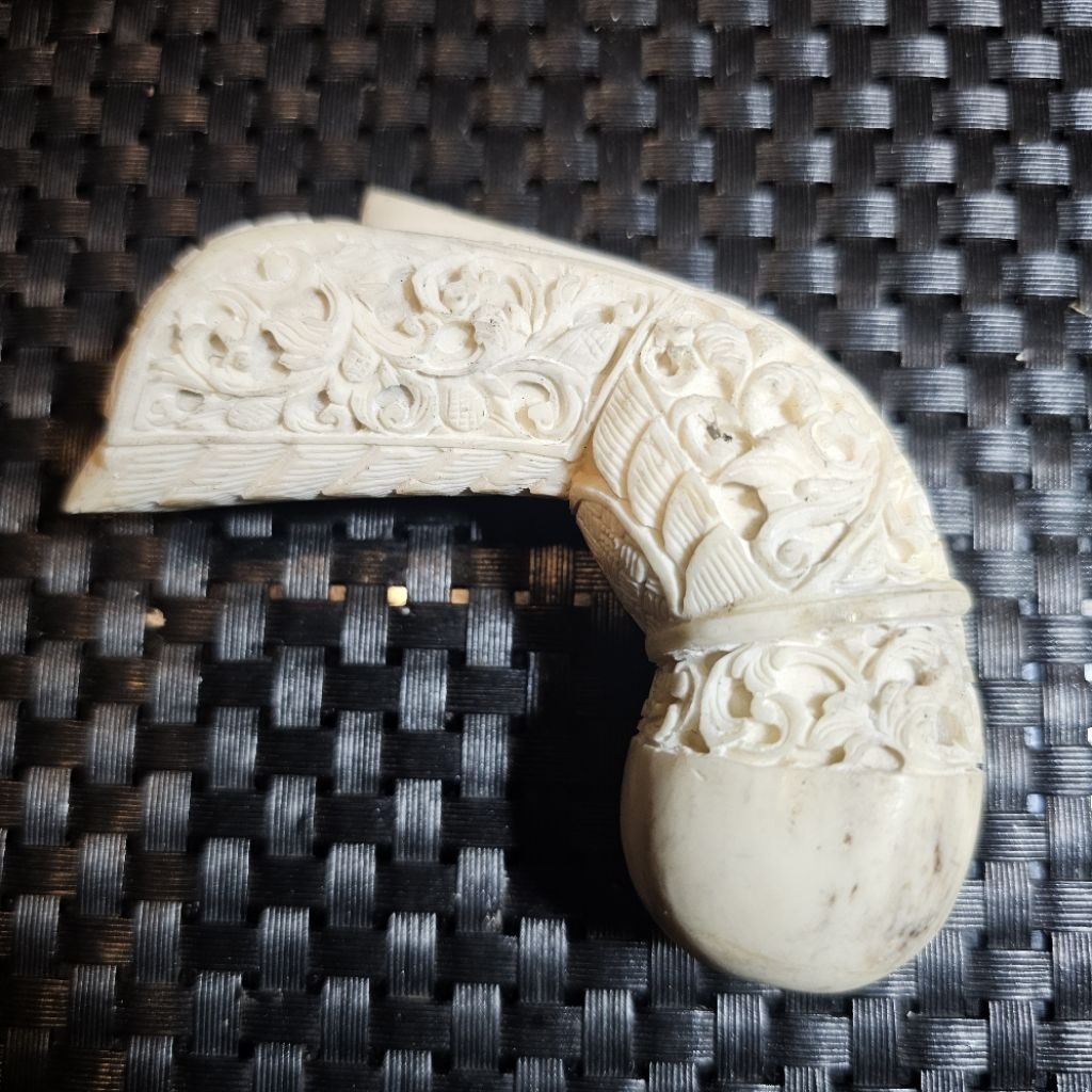 Deder Handel Keris Ukir I Tulang