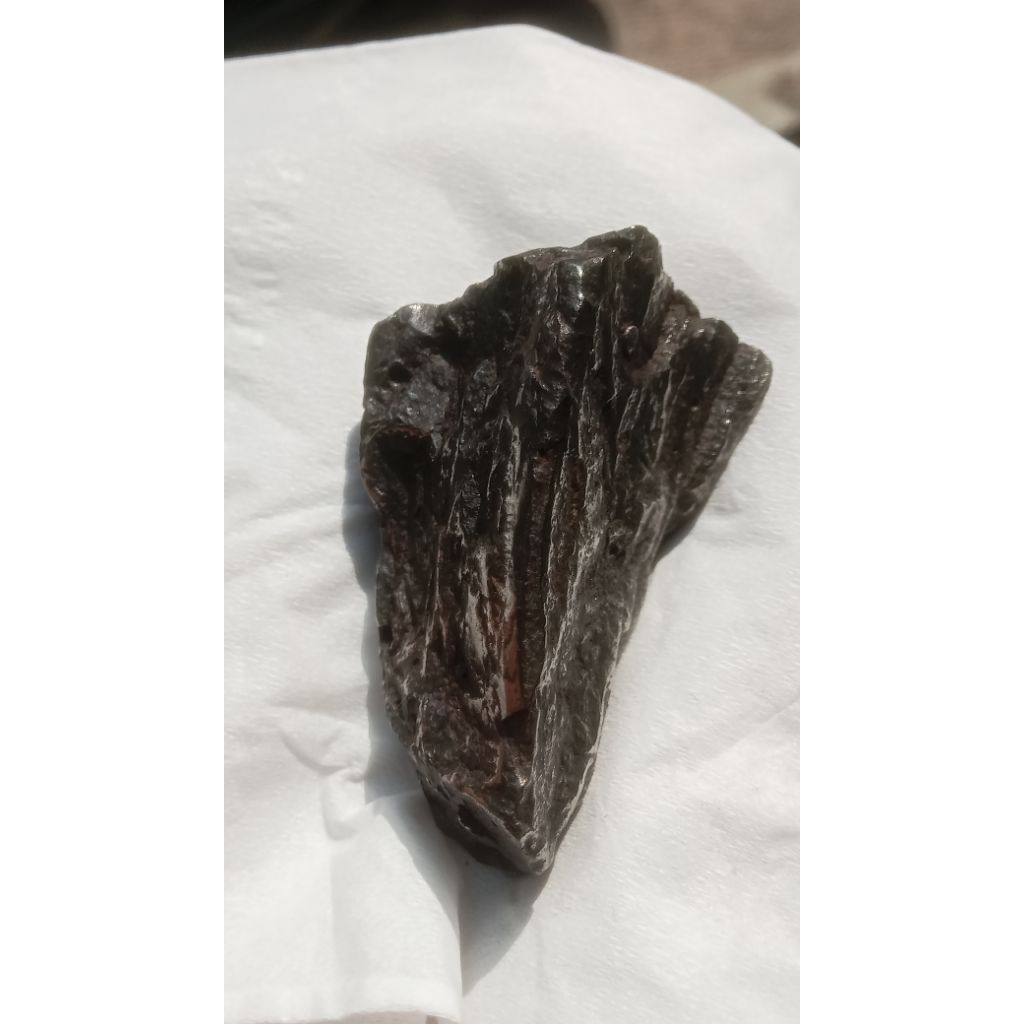 sakral meteor batu besi Aji