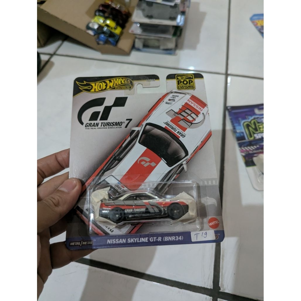 HOT WHEELS NISSAN SKYLINE GT-R (BNR34)