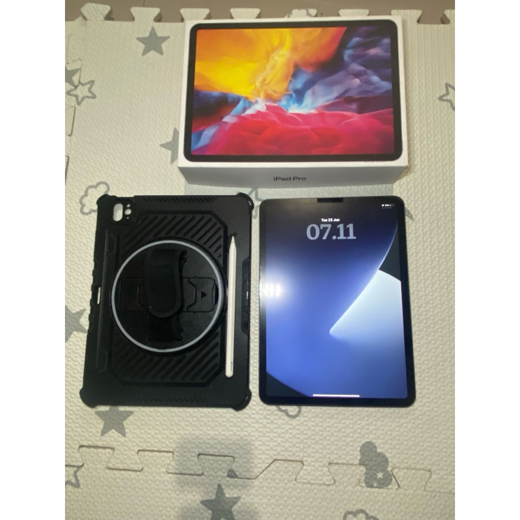 iPad Pro 11” 2020 256GB Wi-Fi + Apple Pencil 2