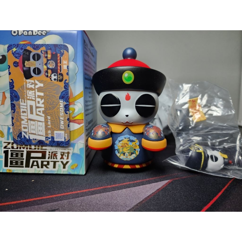 Opandee Zombie Party Series  Figures Blind Box - Lich Lord + sign creator