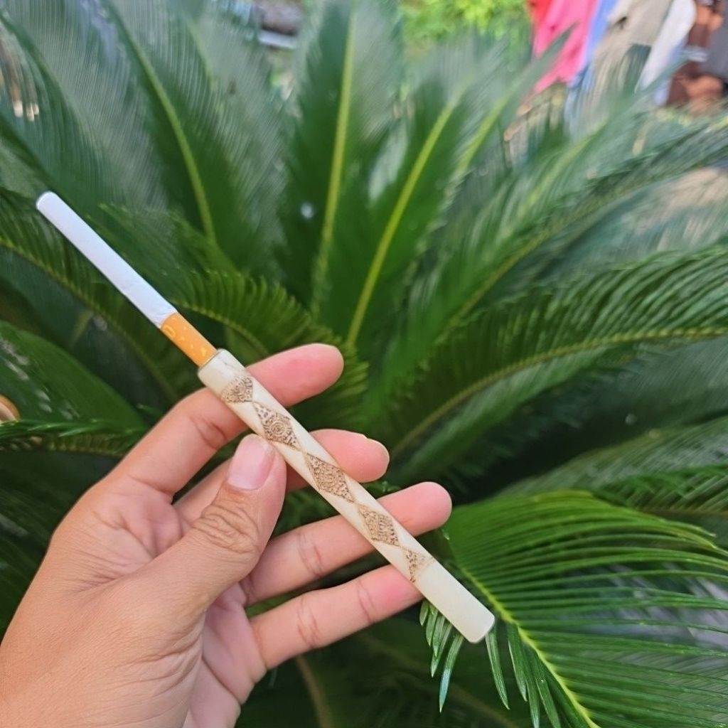 pipa once tulang,ukiran tangan