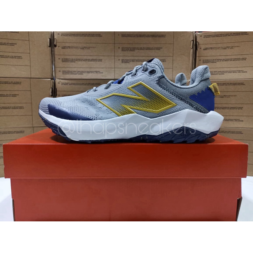 Sepatu Lari Pria NB Dynasoft Nitrel Trail v6 Grey Original PT MAP Resmi