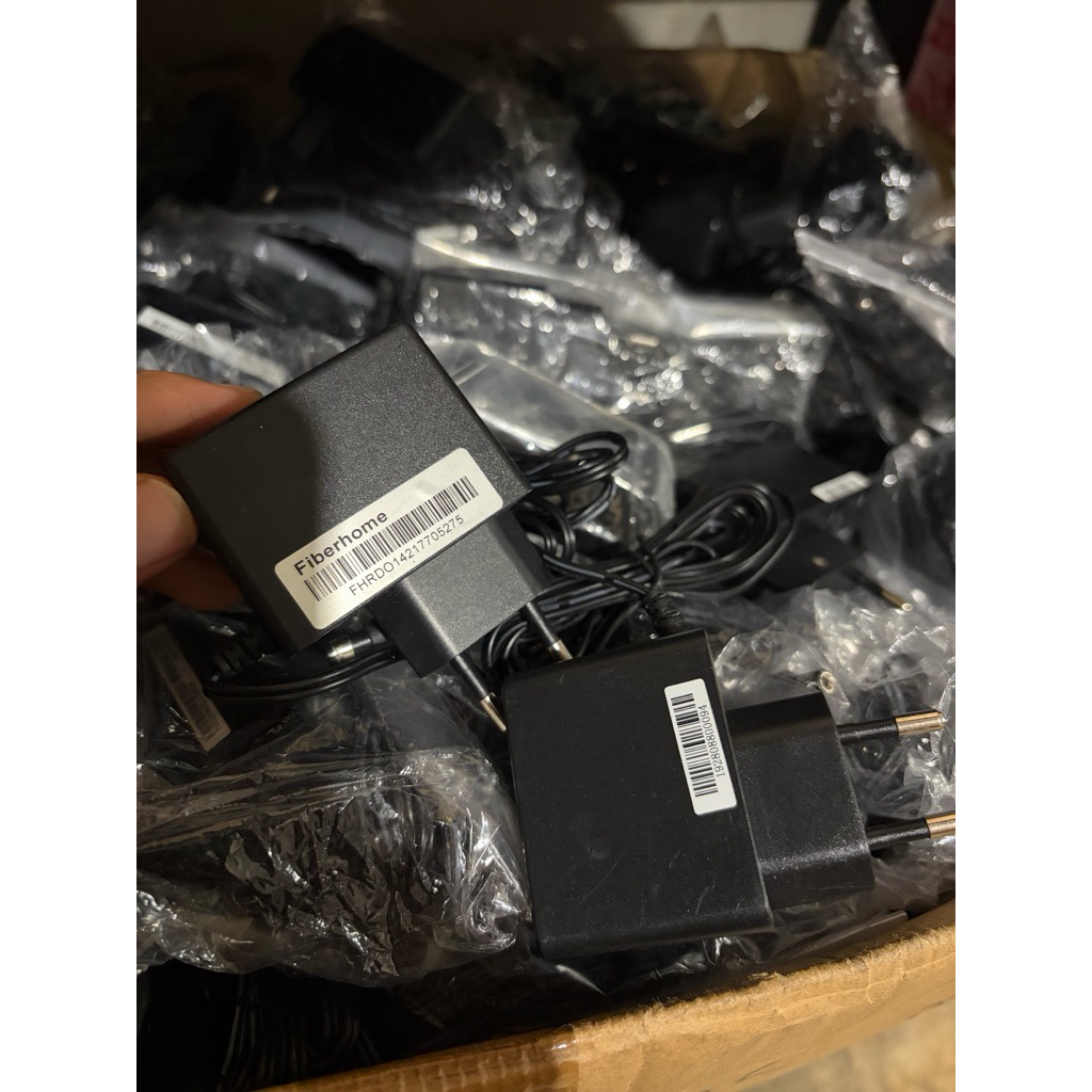 adaptor 12V 1A ori bekas normal