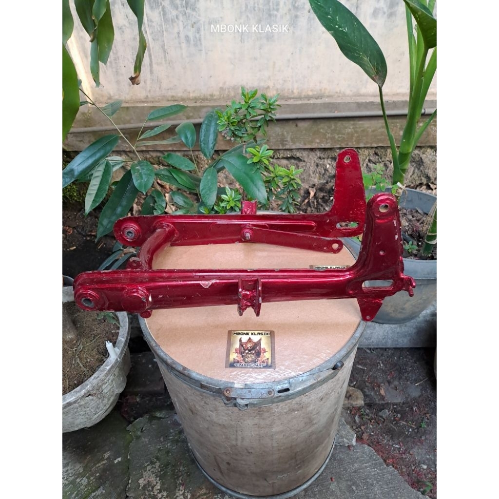swing arm c50 c70 c700 c800 supercub ORIGINAL swingarm c70 c700 c800 swing arm honda c50 c70 c700 c8