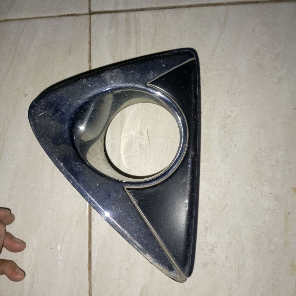 COVER FOGLAMP TOYOTA AGYA / AYLA ORIGINAL (KIRI)