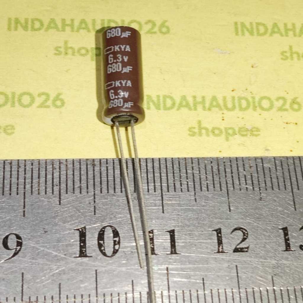 680uf 6v3  6.3v  6,3V  d6X15mm nippon chemicon  elco kapasitor elko capacitor 680uf 6v3  6.3v  6,3V