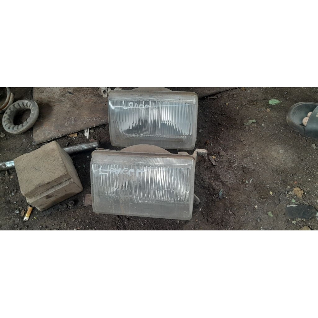 Headlamp mitsubishi lancer SL