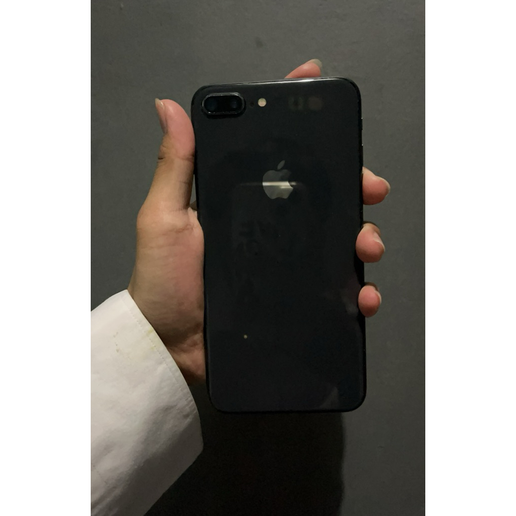 iPhone 8+ plus