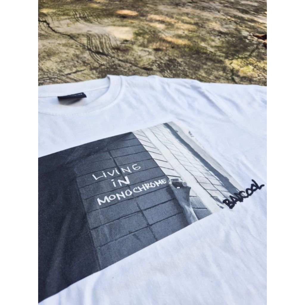tshirt badcool living in monochrome