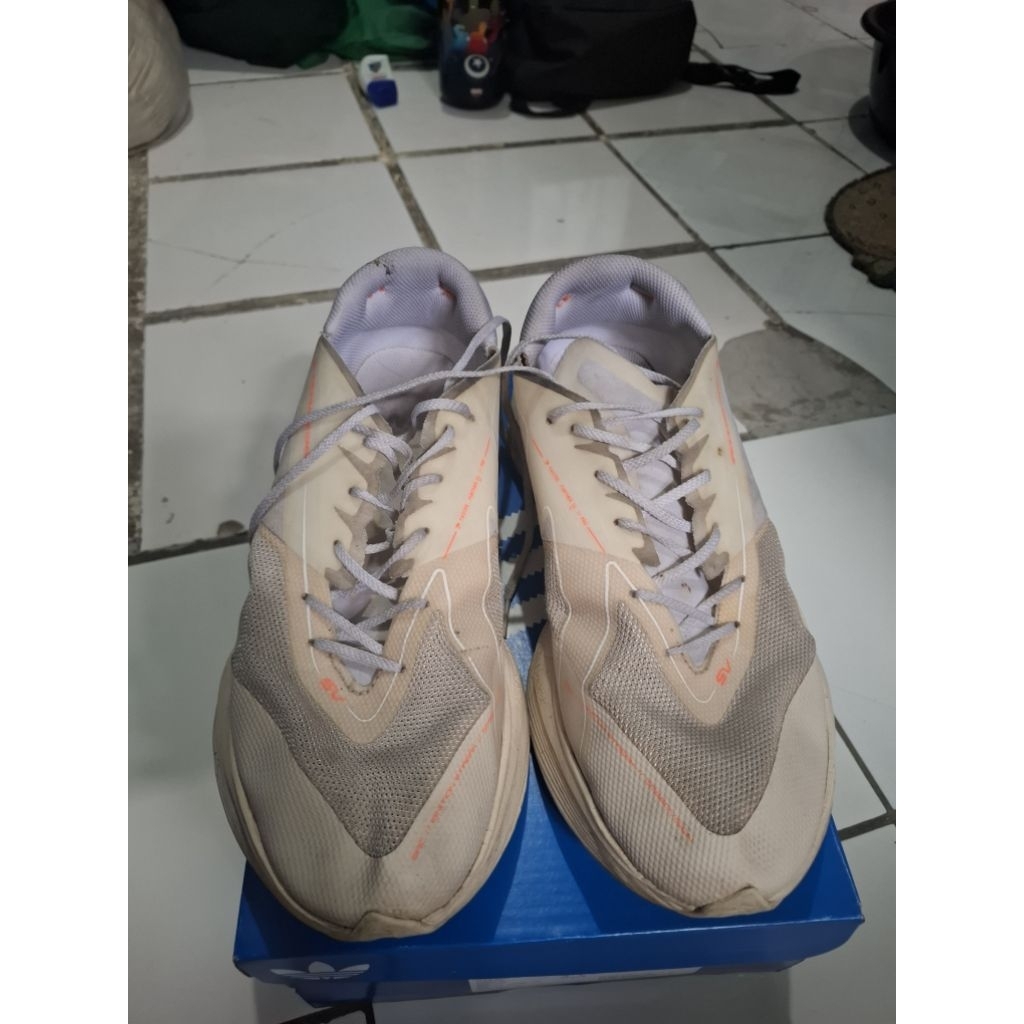 SEPATU RUNNING SPECS IGNITION SV SUBS1 (SECOND)
