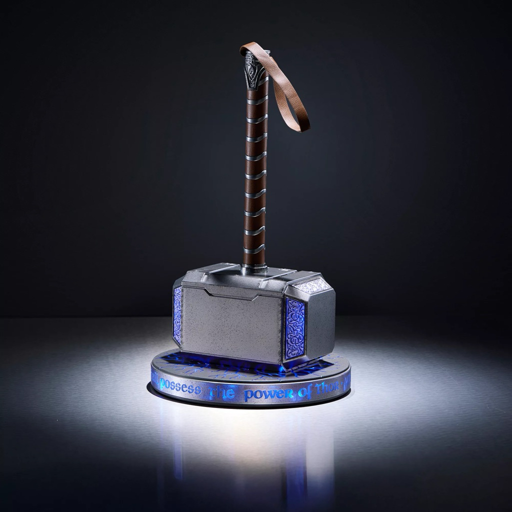 DISNEY STORE ORIGINAL Thor Mjolnir Hammer Relic with Lights and Sound
