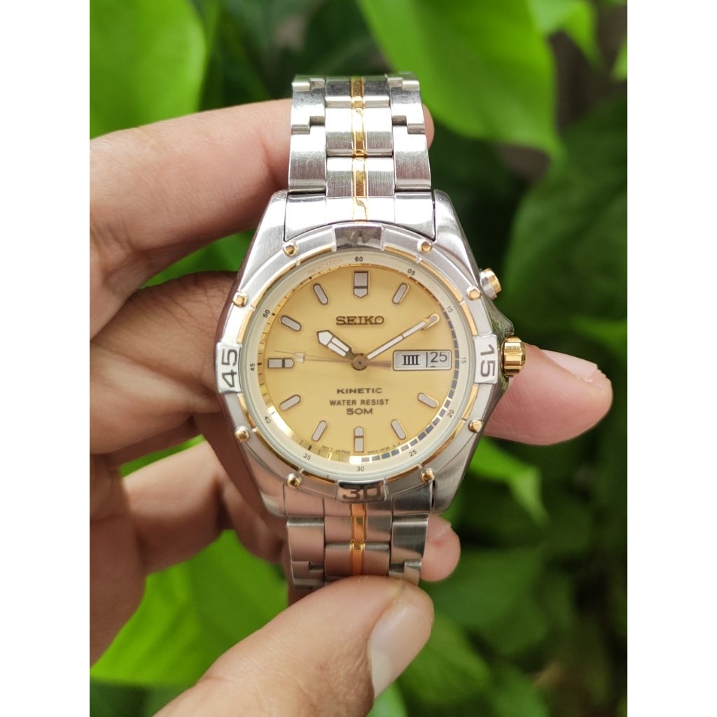 SEIKO Kinetic Luminous Dial Ref. 5M43-0D00 Vintage, Rare, and Collectible Item
