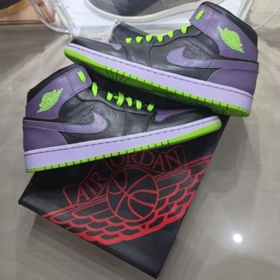 Air Jordan 1 Retro Mid Night Vision 'Joker' BNIB 46 (30 cm)