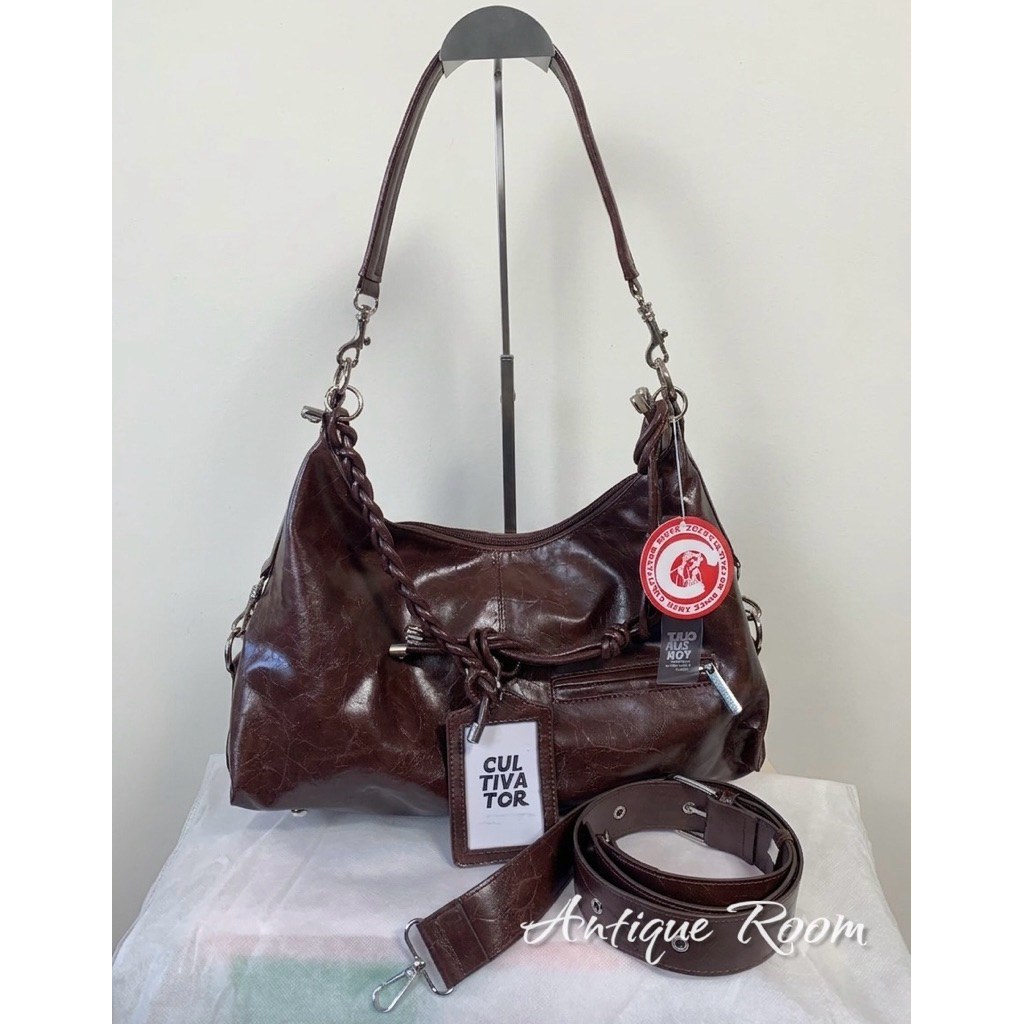 SALE CULTIVATOR MEDIUM BROWN SLING SHOULDER BAG MEWAH NEW
