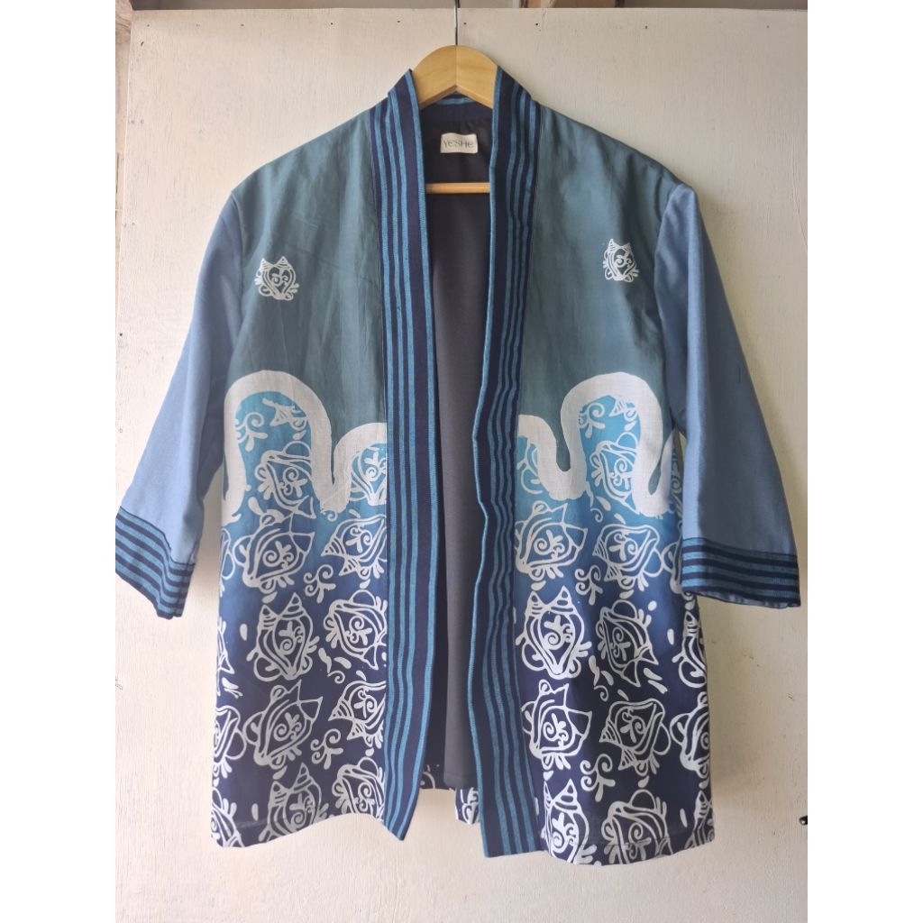 OuterBatikGonggong