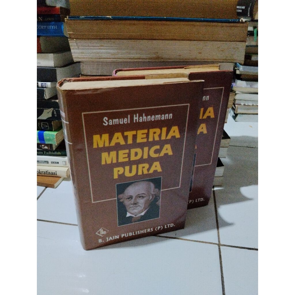 Buku original MATERIA MEDICA PURA 1-2 by Samuel Hahnemann