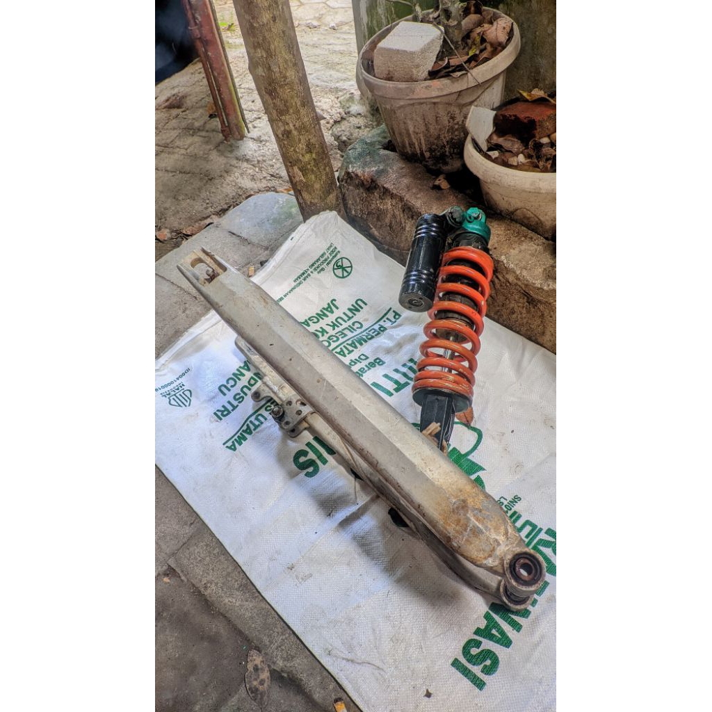 arm mono shok ktm 250 original
