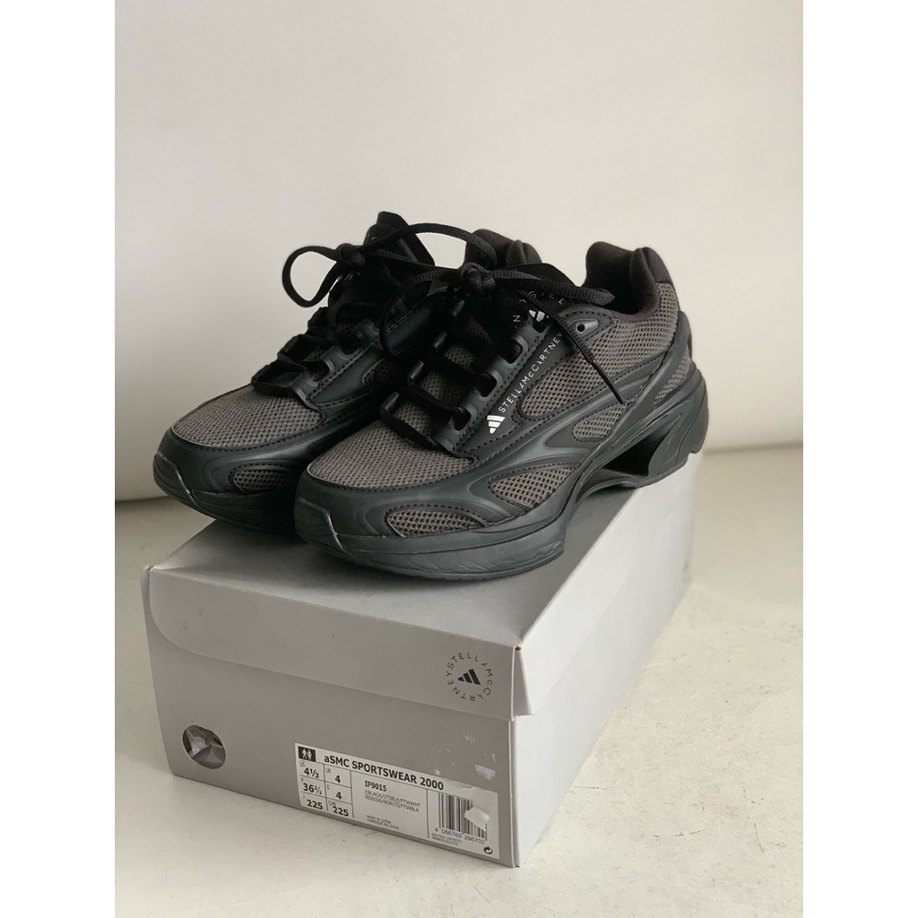 Preloved Adidas x Stella McCartney women’s sport shoes