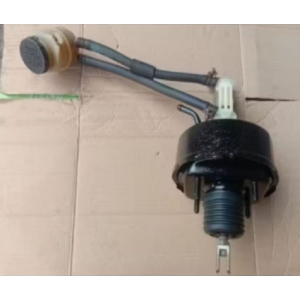 Boster Servo Rem Suzuki Carry 1.0 Komplit Central Rem barang original masih sangat bagus mulus terja