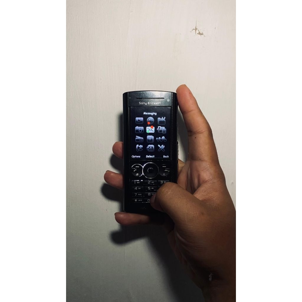 sony ericsson w902 (normal)