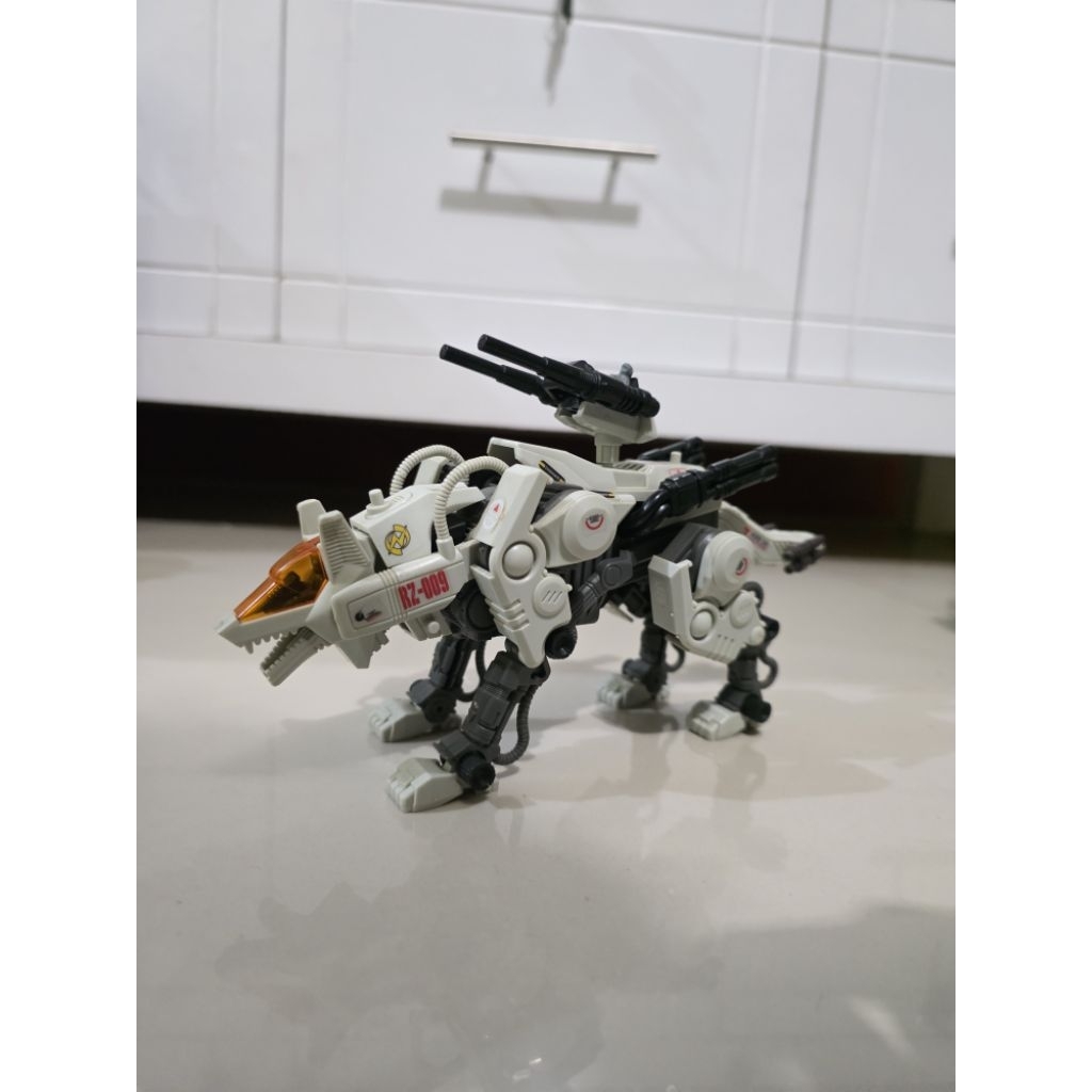 [ori] zoids 1/72 zoid command wolf tomy rare