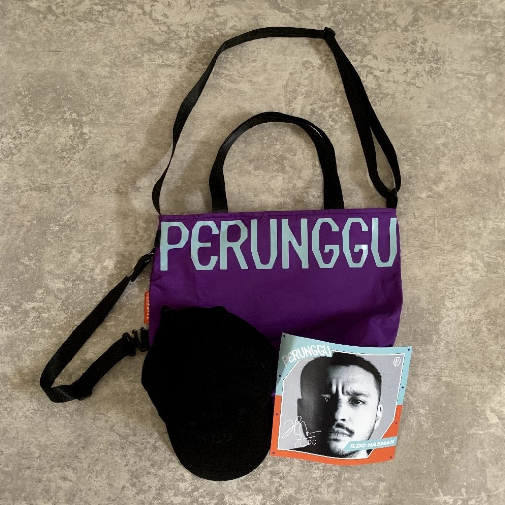 Vinyl Bag Perunggu Humblezing dan Topi Perunggu (Free Poster)