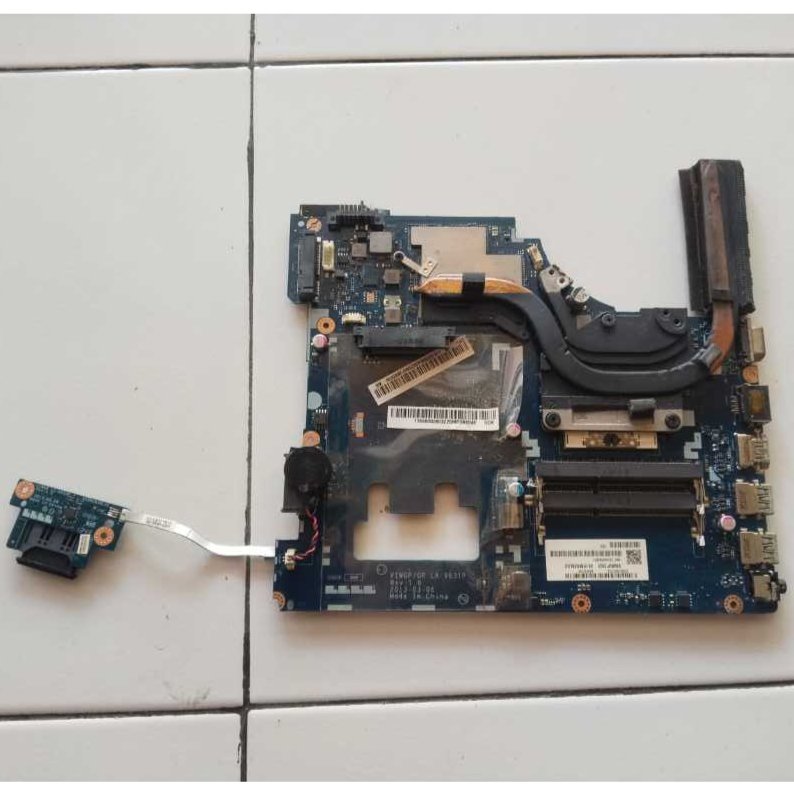 Motherboard laptop lenovo g400 matot