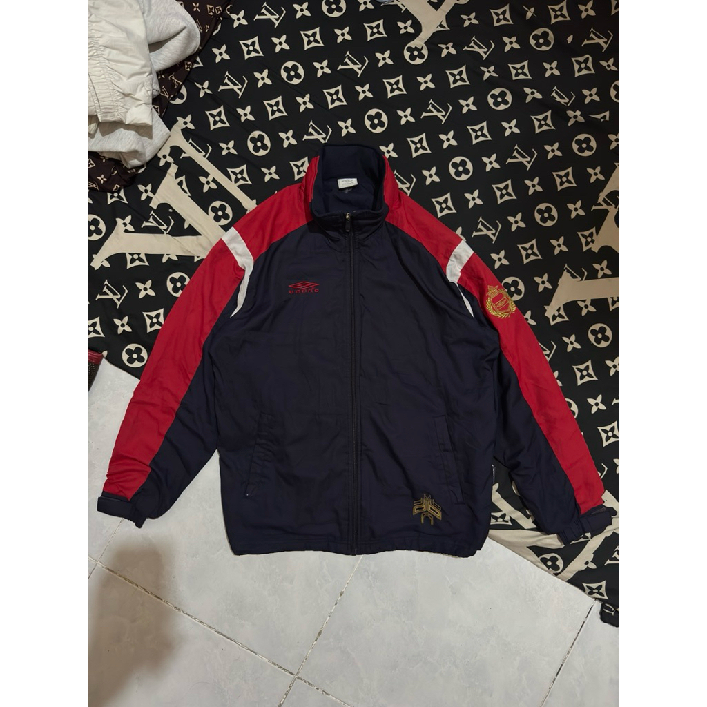 Jaket Windbreaker Umbro