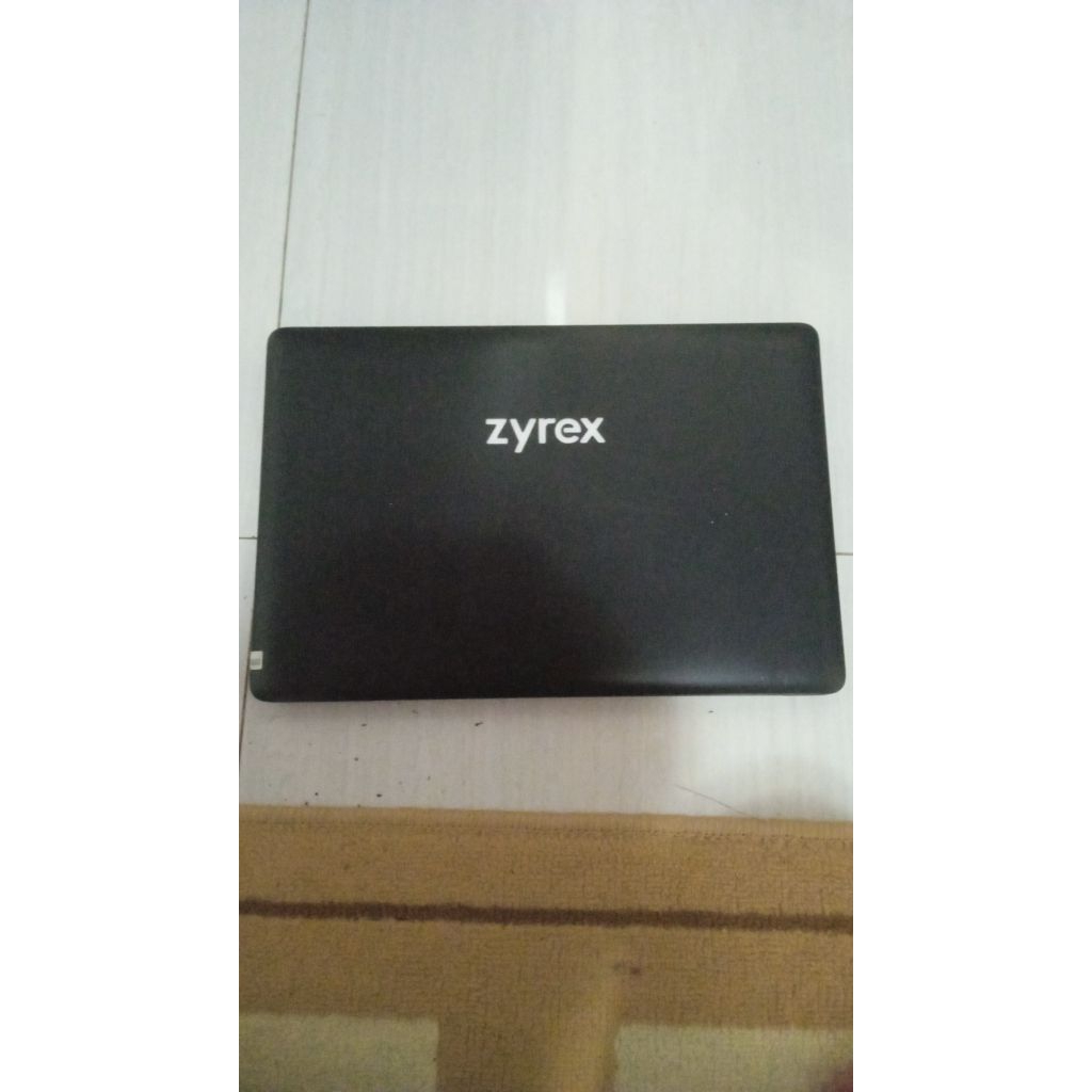 Laptop zyrex second