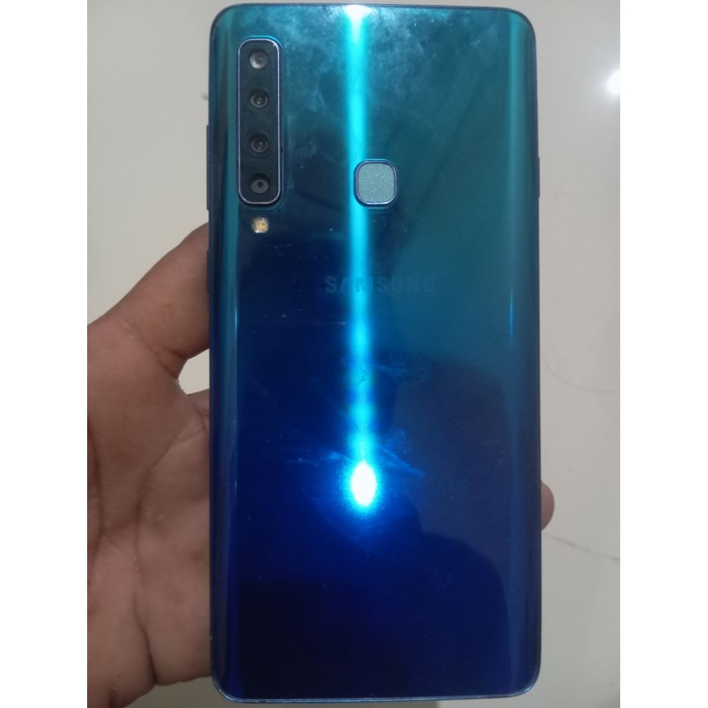 hp minusan samsung galaxy a9 ram 6/128 minus LCD