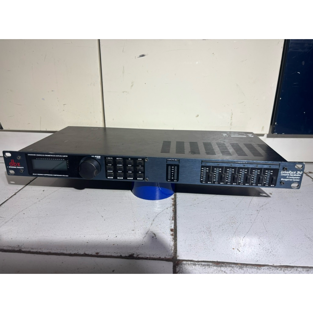 DBX 260 ori Cina