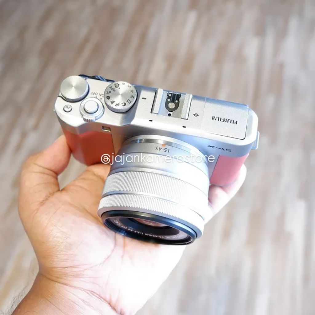 FUJIFILM XA5 LENSA KIT 15-45MM SECOND SIAP PAKAI